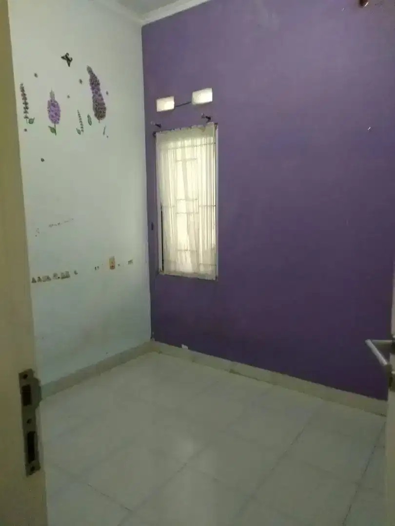 Di Jual rumah di Depok dekat stasiun kereta Api
