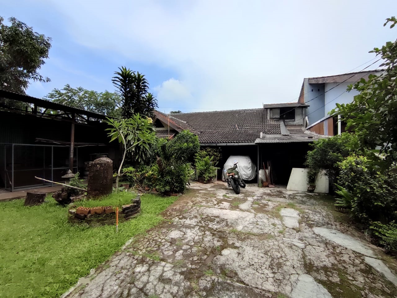 Dijual Rumah di Dukuh, Kramat Jati, Jakarta Timur