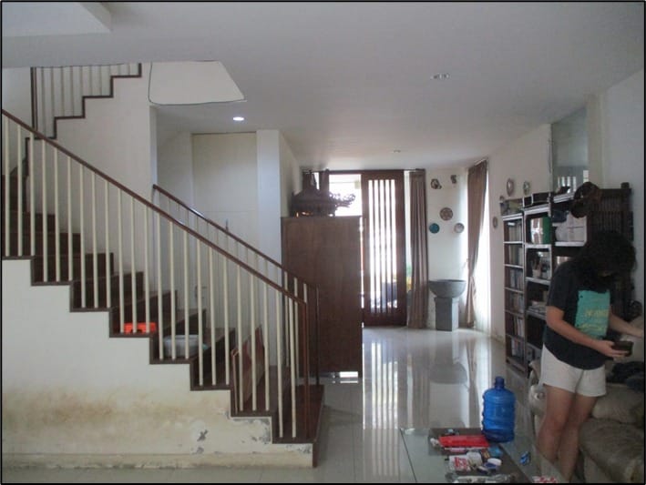 DIJUAL RUMAH SETENGAH HARGA DI PERUMAHAN CITRA GRAND MUTIARA