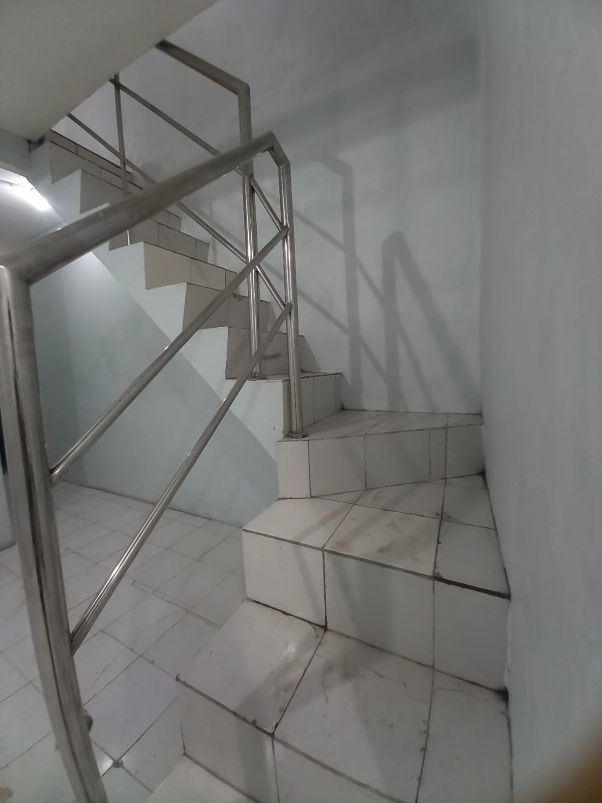 Disewakan ruko di Area Tanah Sereal, Tambora, Jakarta Barat