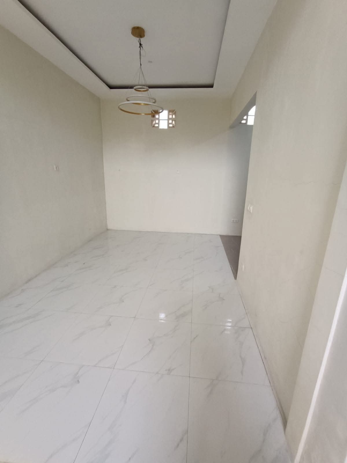 DISEWAKAN RUMAH SENTRALAND BOULEVARD PARUNG PANJANG BSD