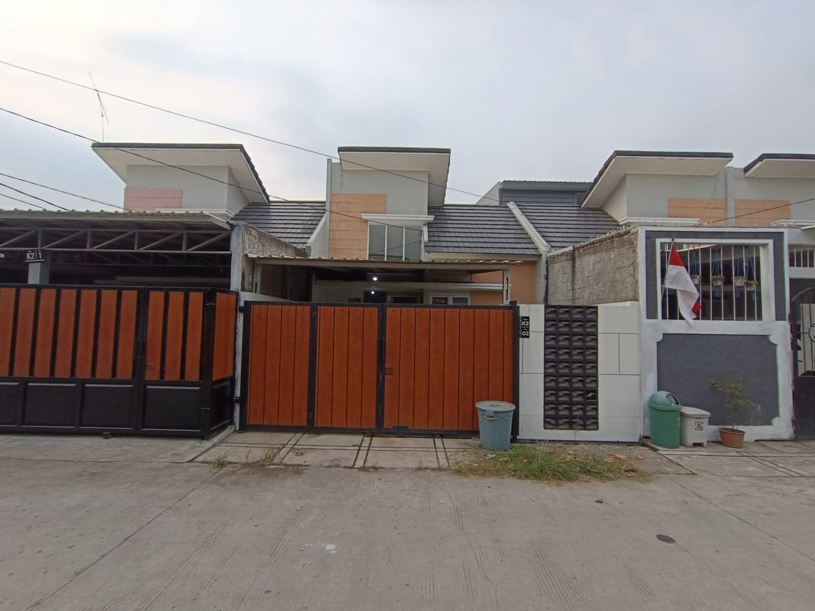 DISEWAKAN RUMAH SENTRALAND BOULEVARD PARUNG PANJANG BSD