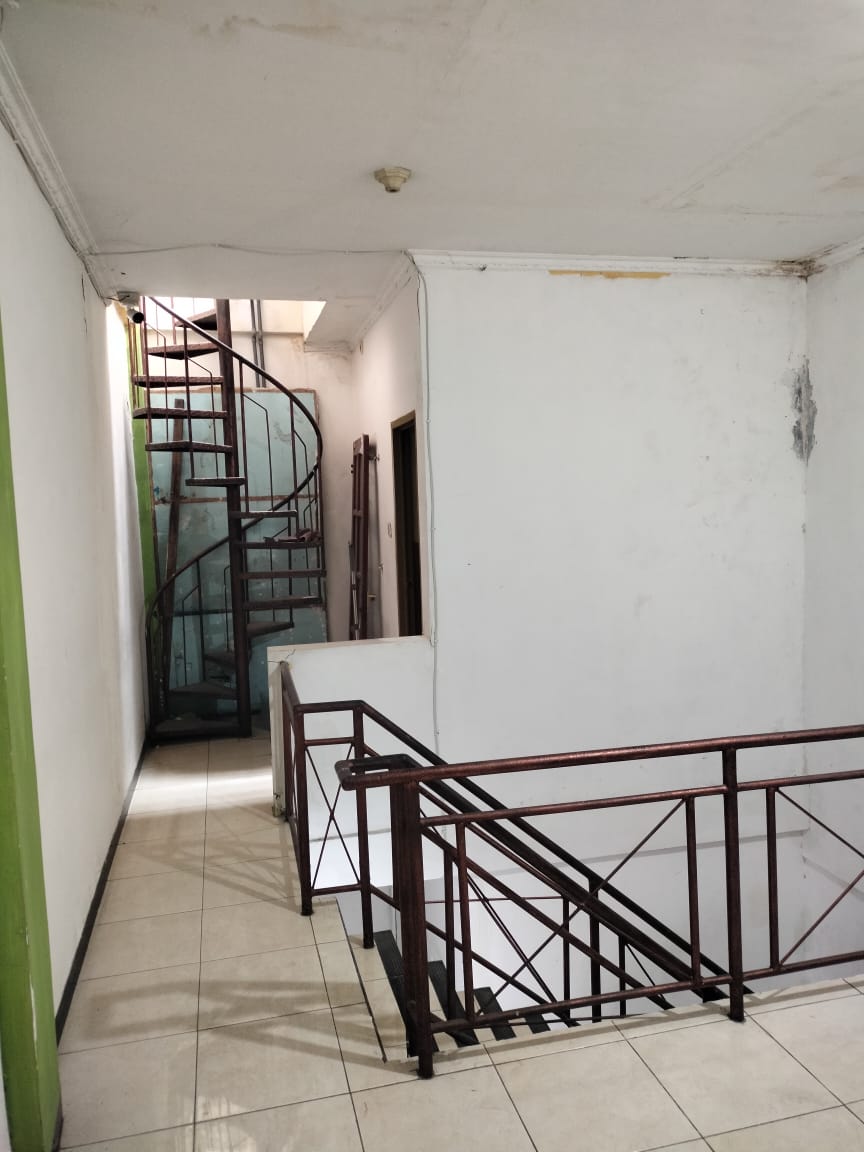 Ruko Strategis Raya Rungkut Madya Sebrang UPN Surabaya