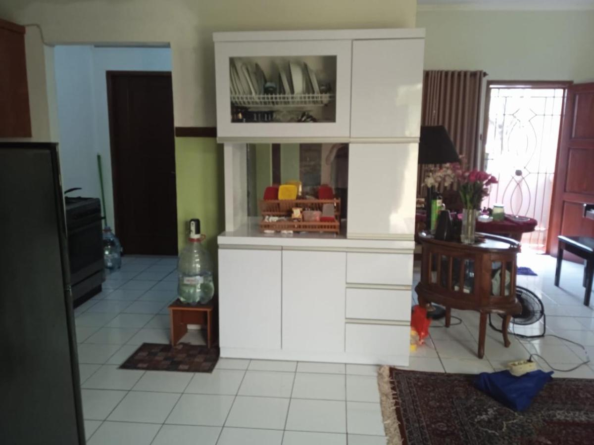 Jual Rumah Strategis Perumahan Taman Sentosa, Cikarang Selatan