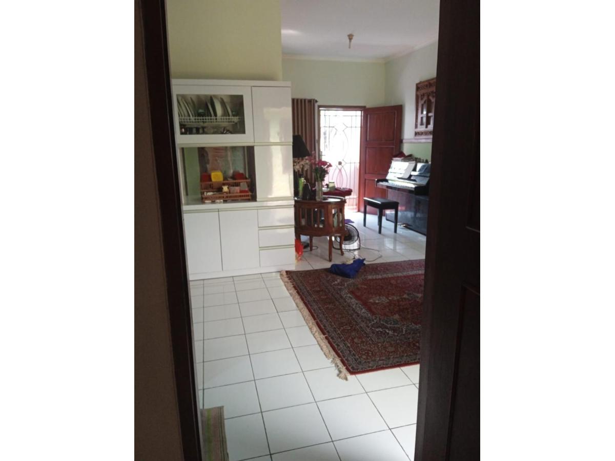 Jual Rumah Strategis Perumahan Taman Sentosa, Cikarang Selatan