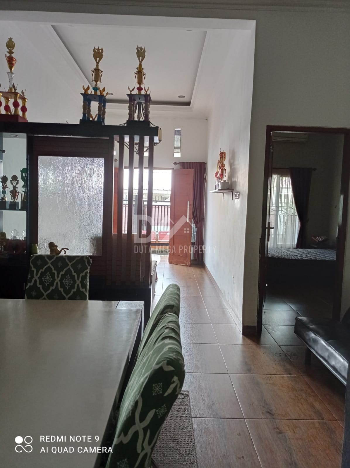 Rumah 2,5 Lantai + Rooftop di Komplek DKI – Joglo, Jakarta Barat