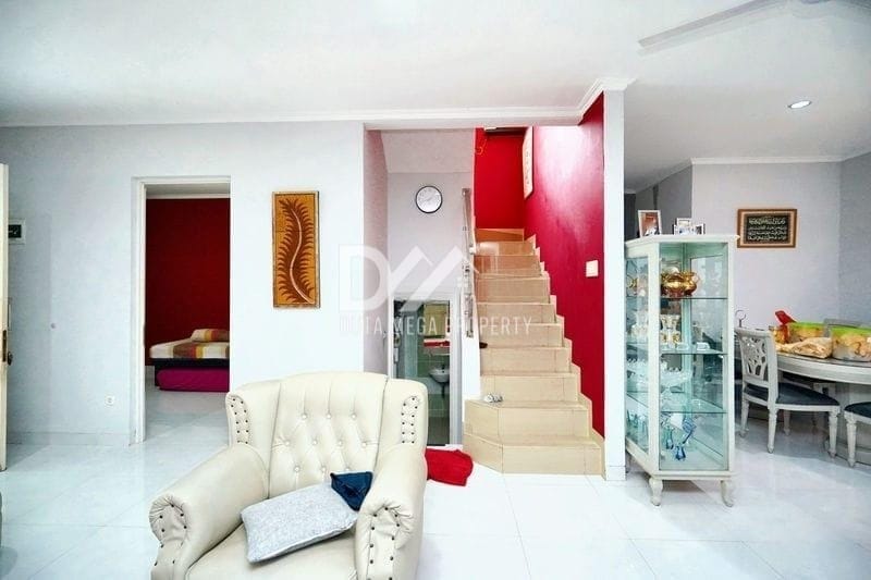 Dijual Rumah Fully Furnished di Cluster Rawa Buntu BSD