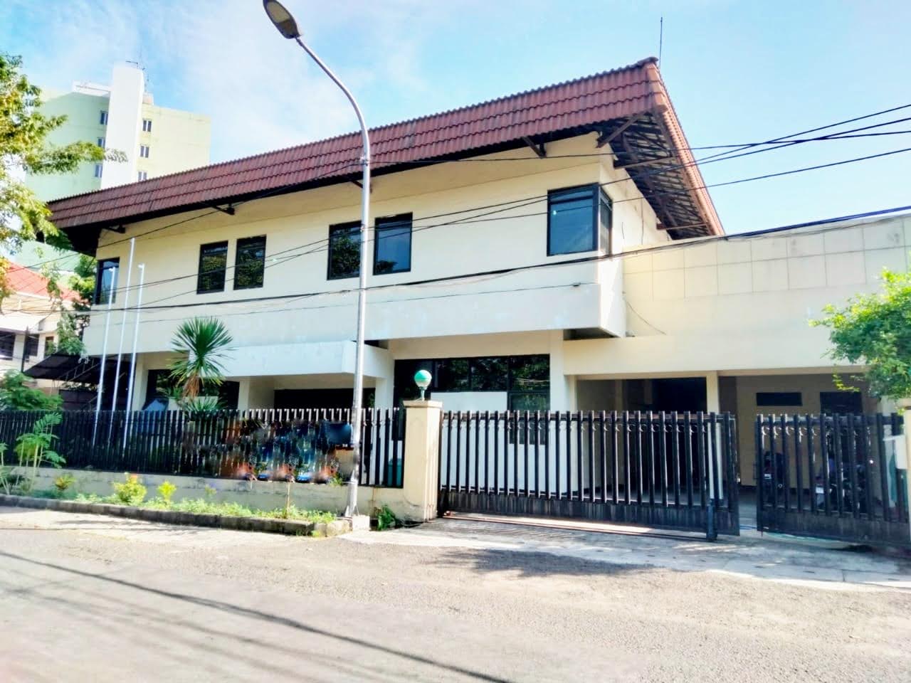 Jual Rumah Kantor Jl. RAYA SARONOJIWO , Panjang Jiwo Surabaya