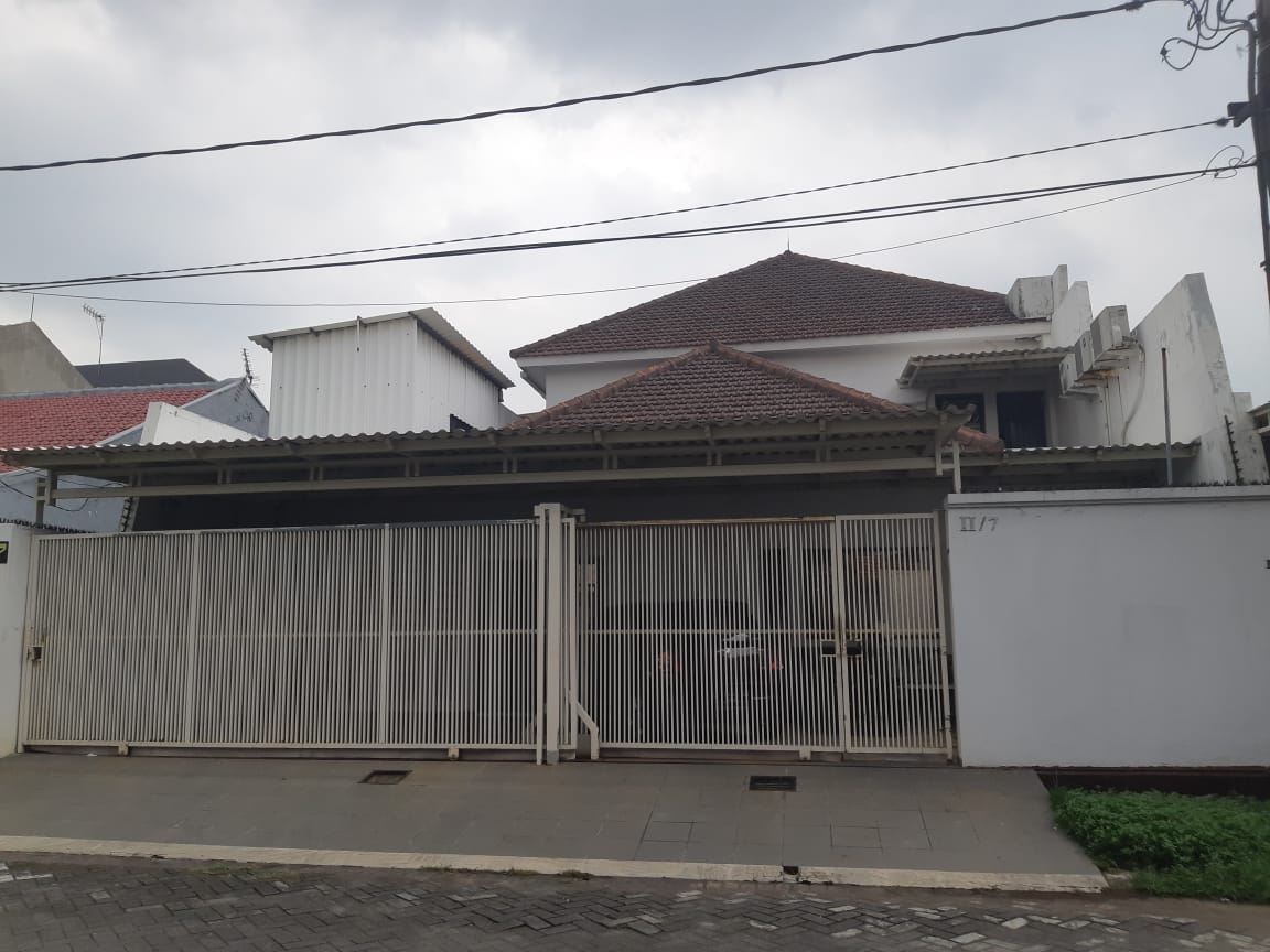 rumah dijual manyar tirtomoyo surabaya