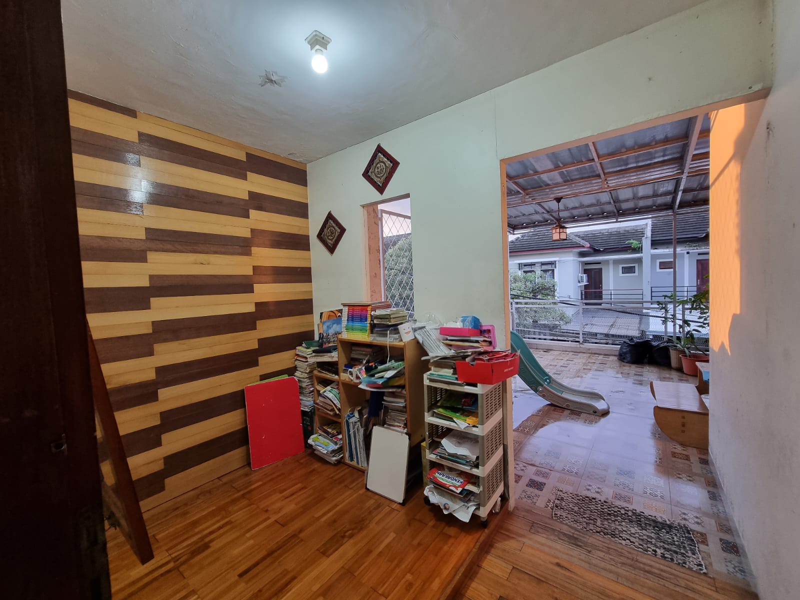 Rumah nyaman strategis di Cluster Antapani Kota Bandung