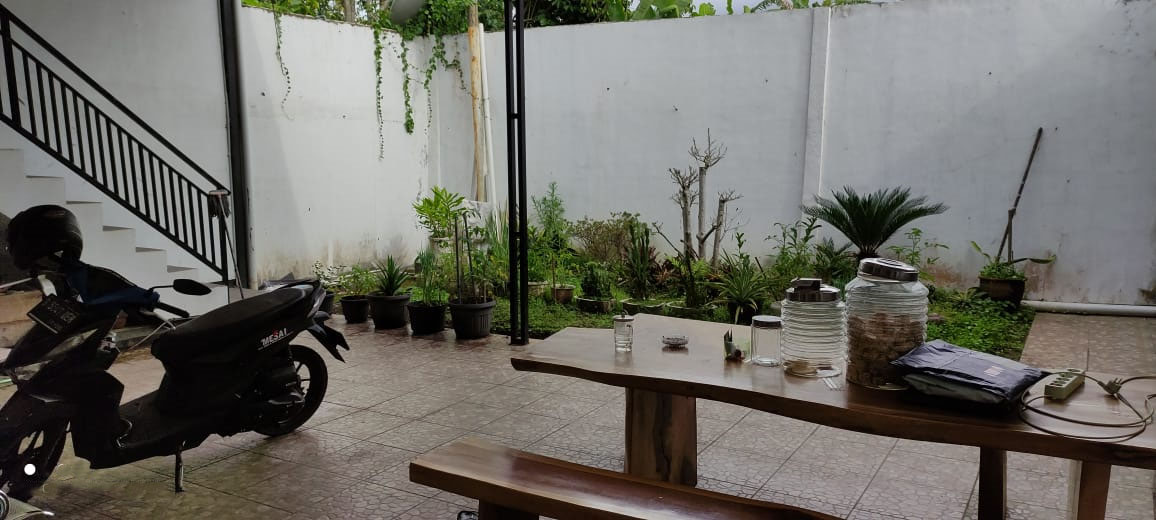 Rumah Utk Villa Guest House Home Stay di Jl. Kol. Masturi Cimahi