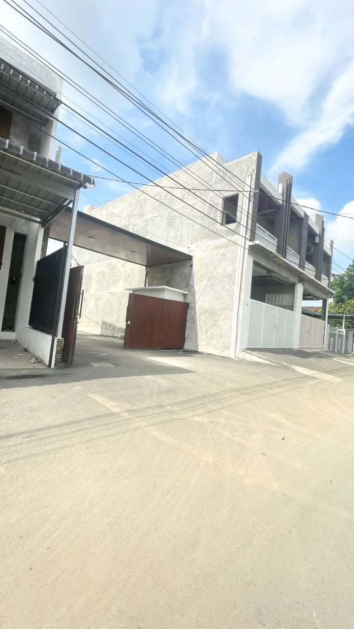 rumah murah 2 lantai dikawasan setiabudi dekat kampus usu