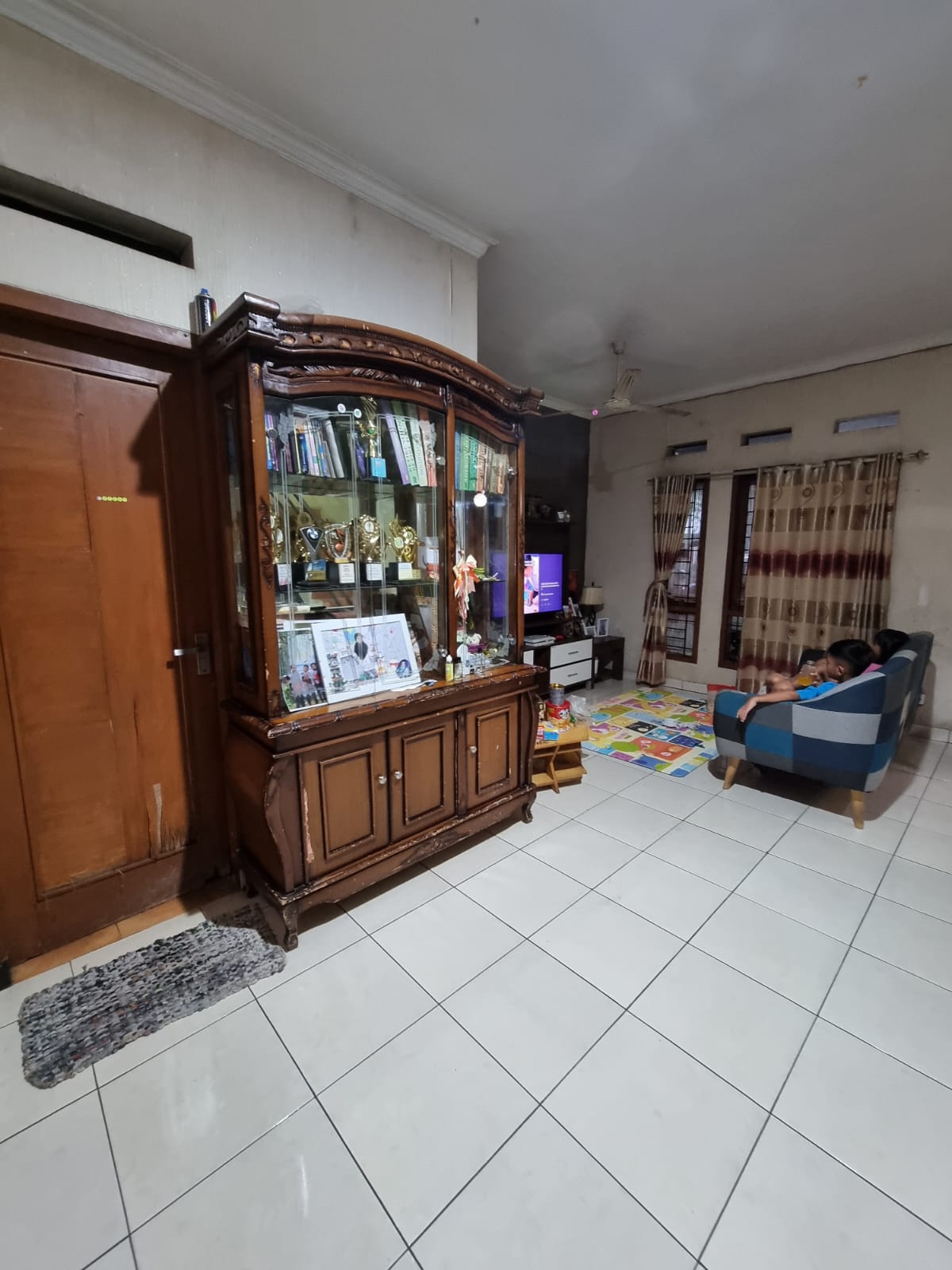 Rumah nyaman strategis di Cluster Antapani Kota Bandung