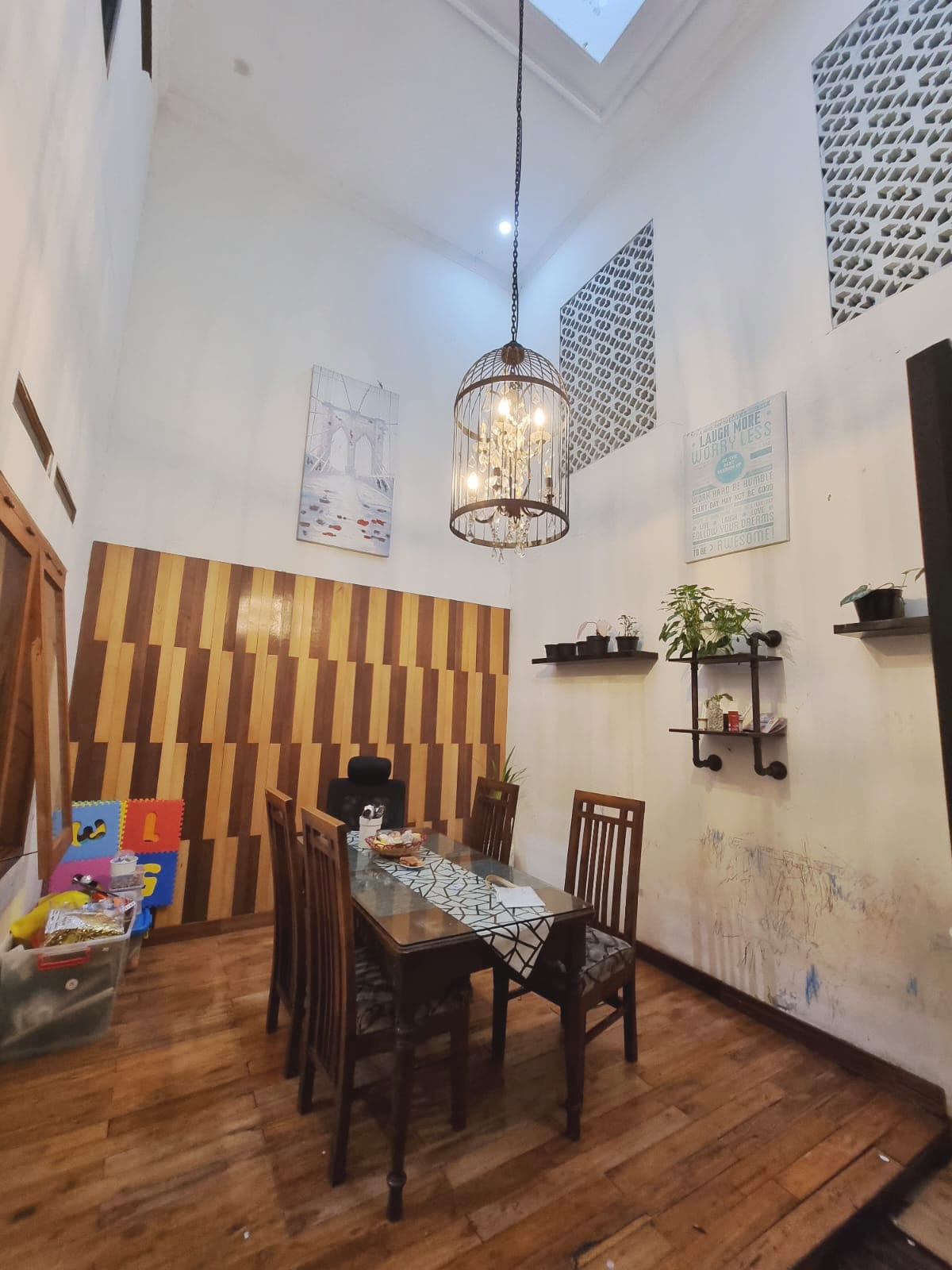 Rumah nyaman strategis di Cluster Antapani Kota Bandung