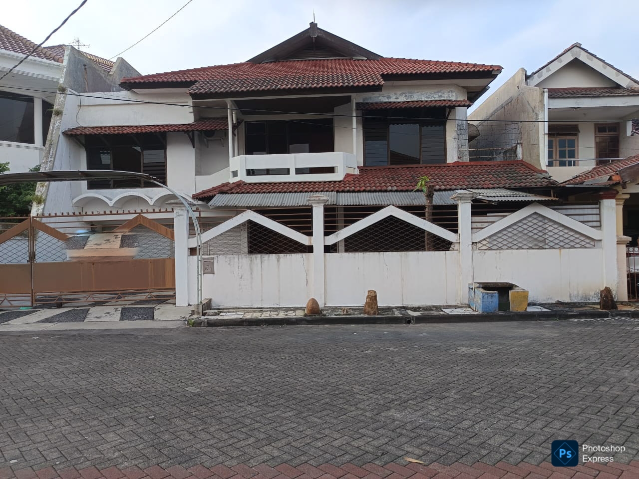 rumah dijual klampis indah surabaya