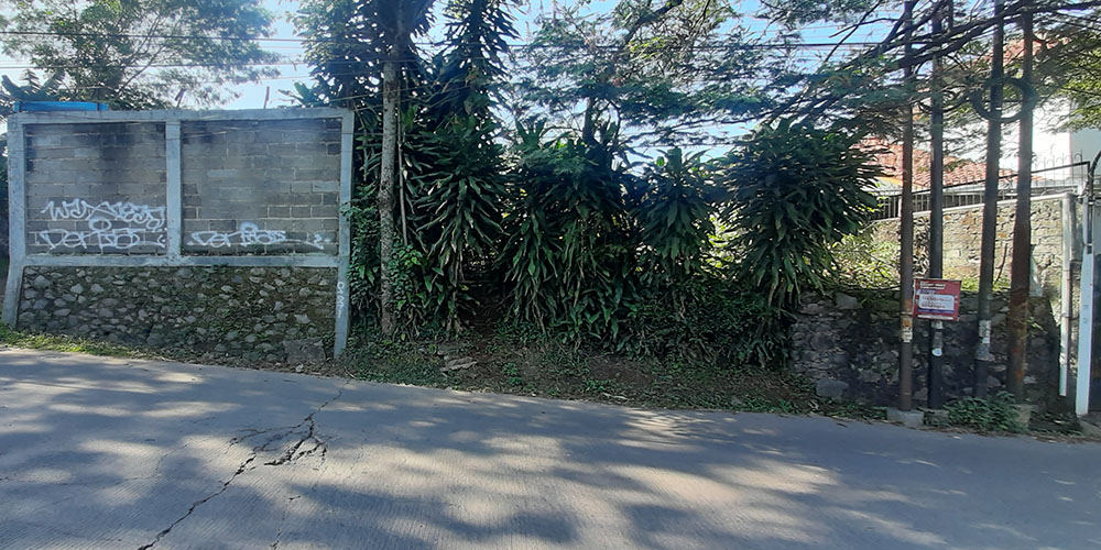 Tanah Utk Rumah Villa Resto Cafe Mini Market di Awi Ligar Bdg