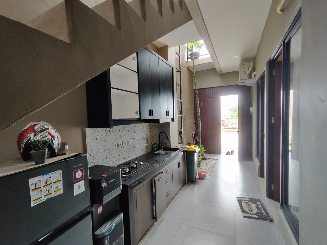 DIJUAL KOST DEKAT KAMPUS UII CUMA 1 M-AN SAJA