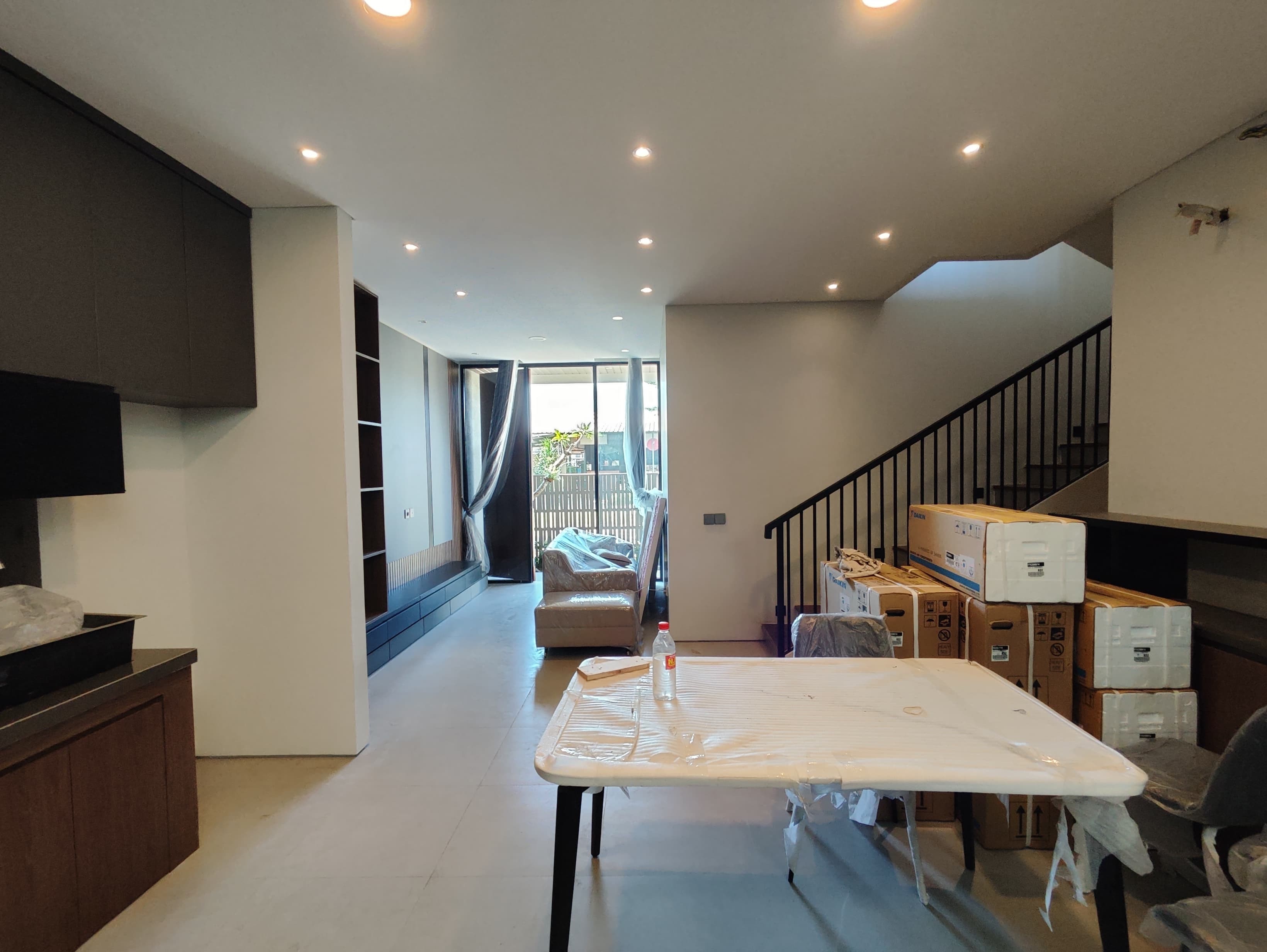 TERBTAS!! RUMAH FURNISH 2 LANTAI DI PUSAT KOTA JOGJA