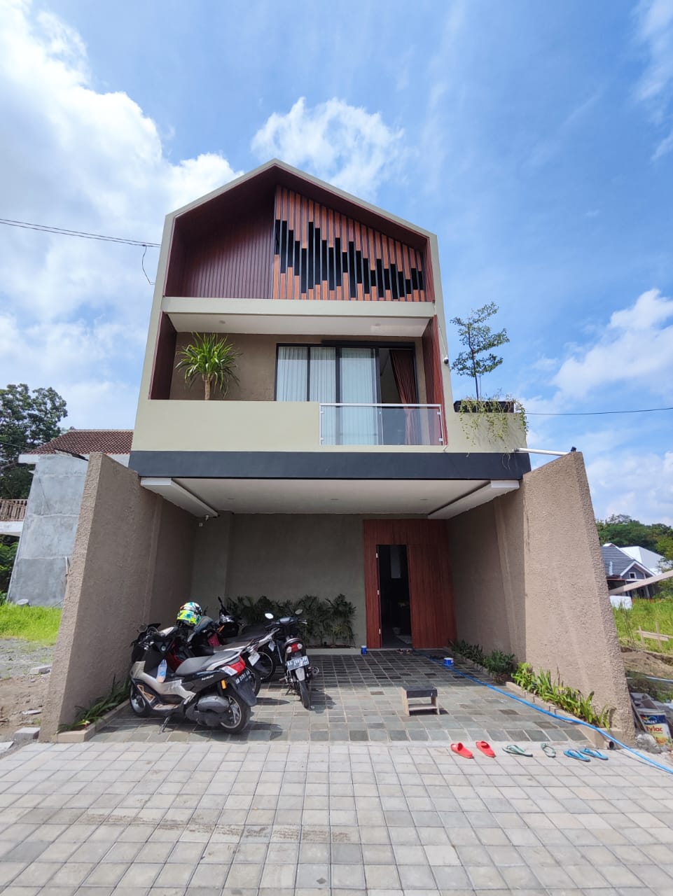 DIJUAL KOST DEKAT KAMPUS UII CUMA 1 M-AN SAJA