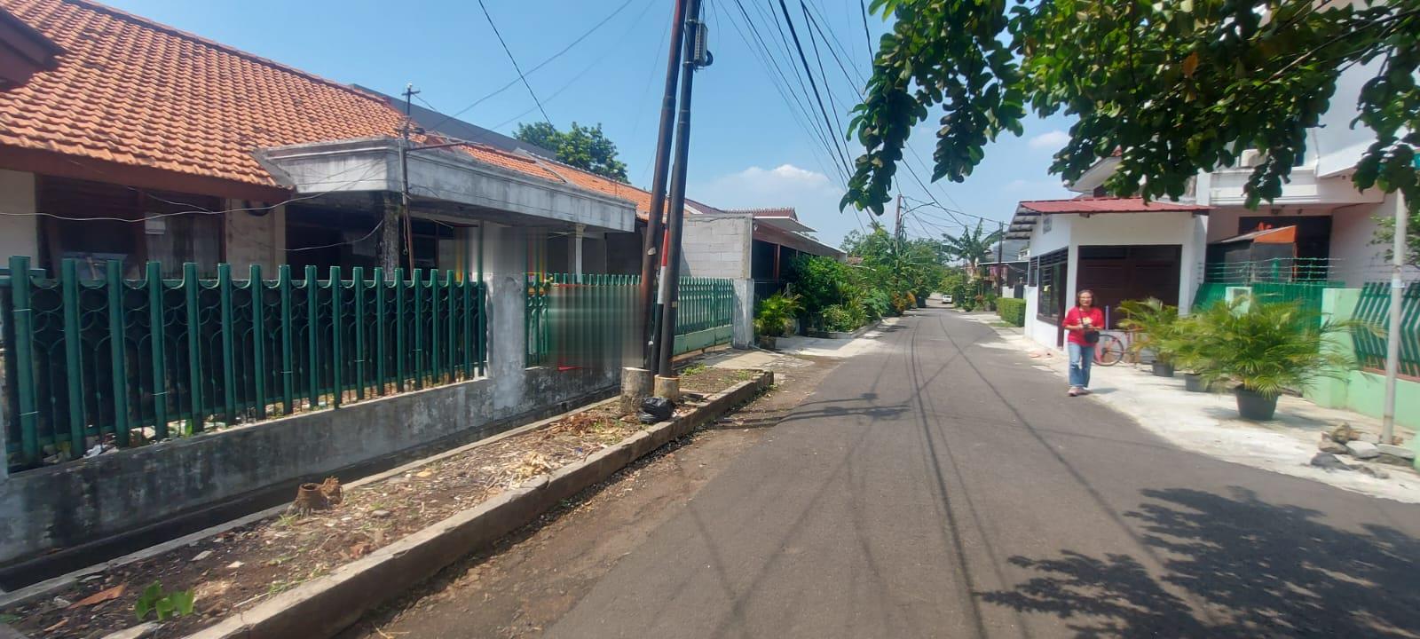 Dijual rumah komplek siap huni di Duren Sawit, Klender, Jakarta