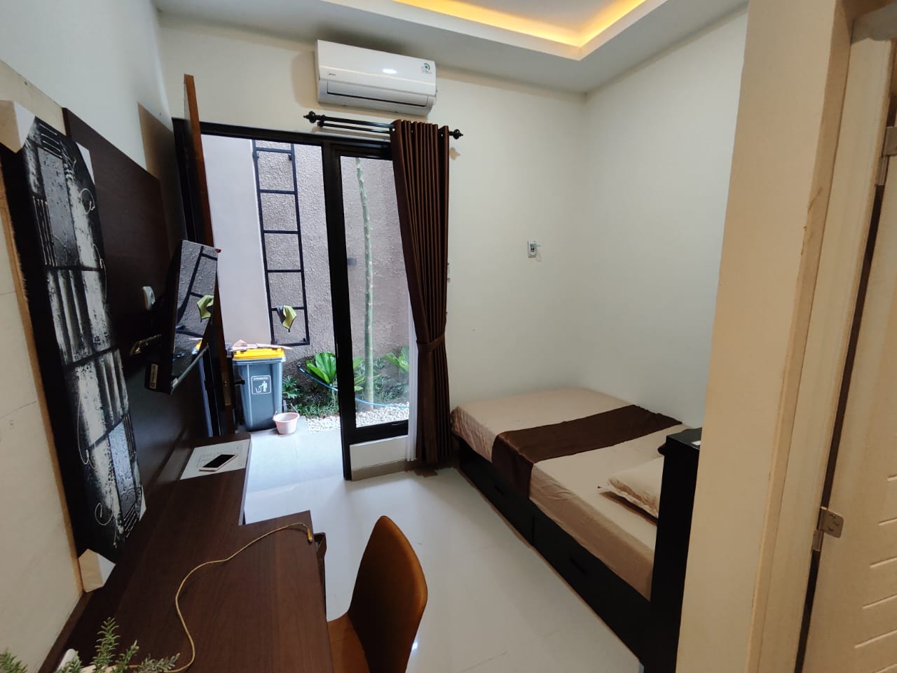 DIJUAL KOST DEKAT KAMPUS UII CUMA 1 M-AN SAJA