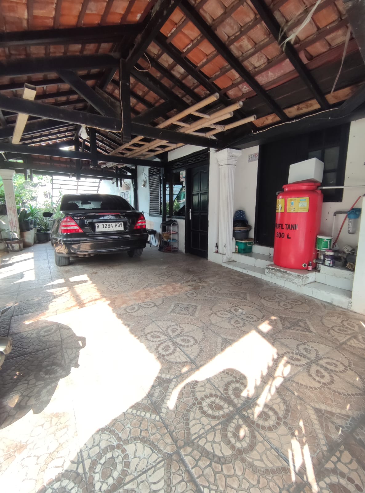 Dijual rumah siap huni di area Sentiong-Percetakan Negara