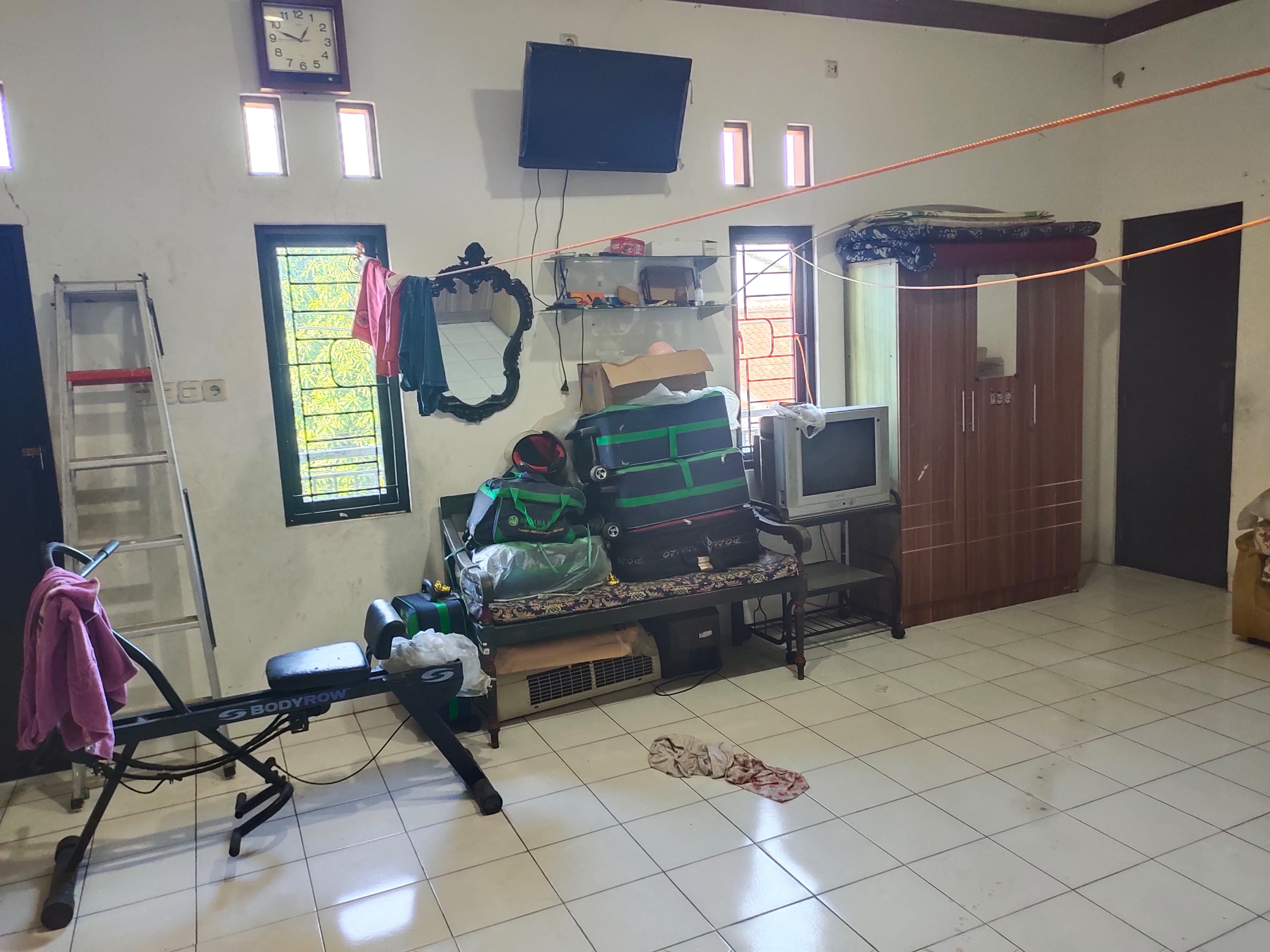 Dijual rumah hook di area Cipinang Muara, Jatinegara, Jakarta