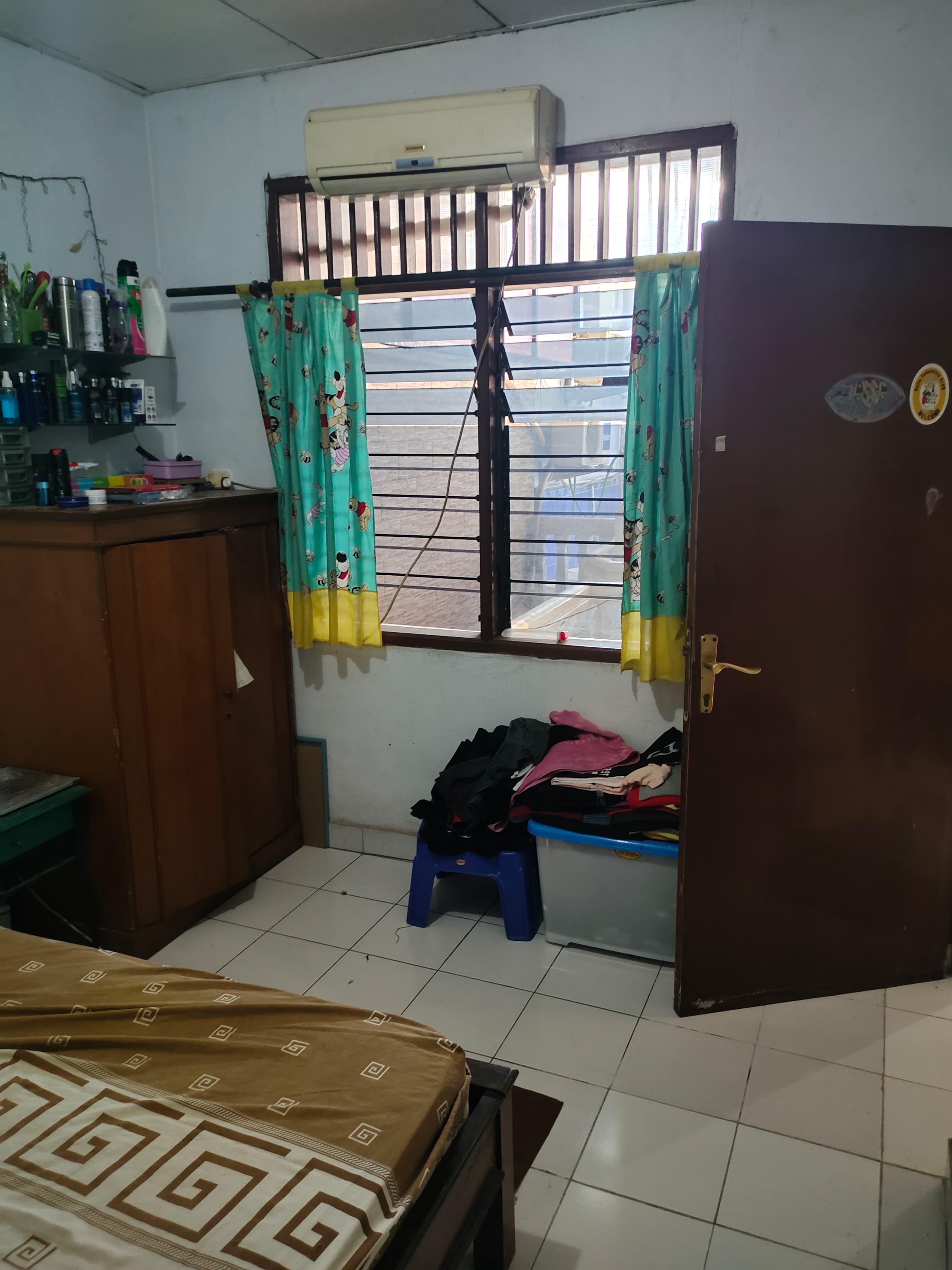 Dijual rumah hook di area Cipinang Muara, Jatinegara, Jakarta