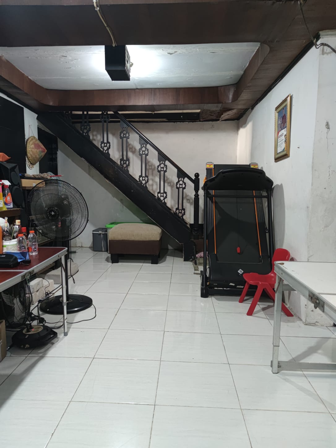 Dijual rumah siap huni di area Sentiong-Percetakan Negara