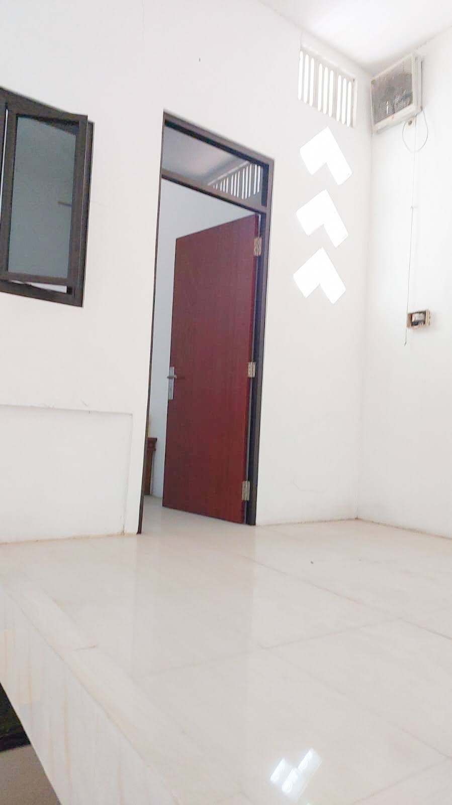 Rumah NGAGEL MADYA V Surabaya