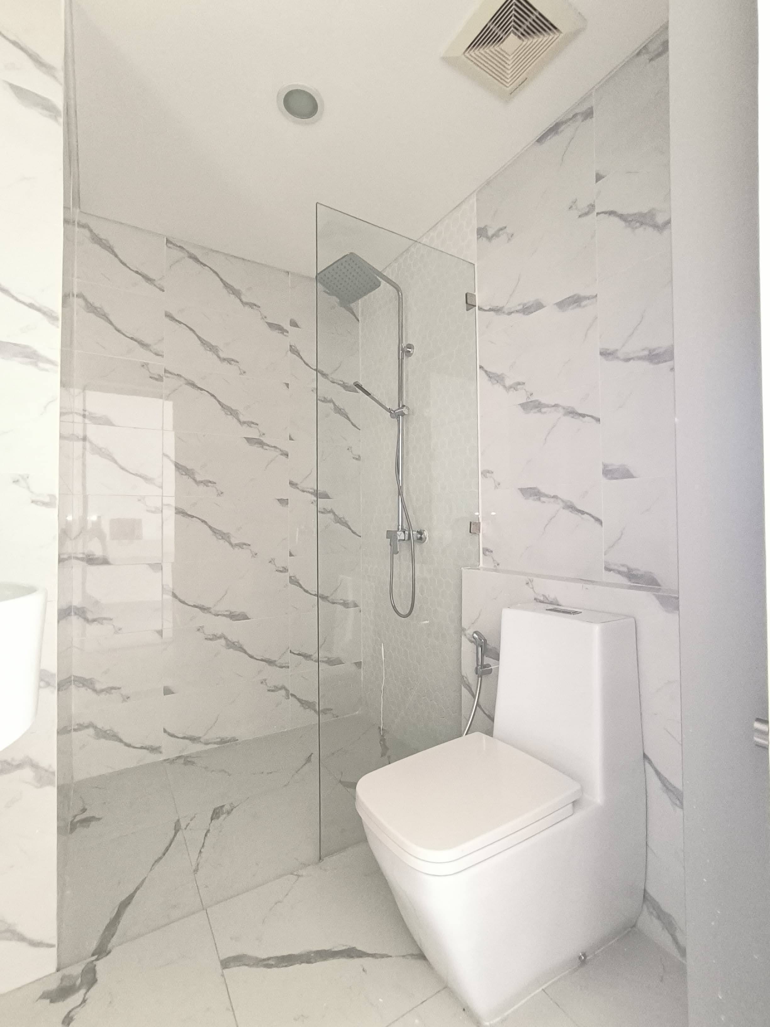 *Jual Apartemen 88 AVENUE Lantai 22 Surabaya*