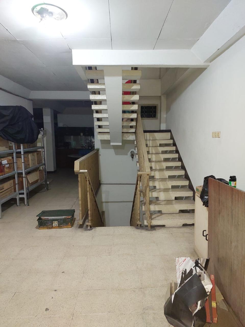 Dijual Cepat Ruko Gandeng Pasar Baru, Lokasi Strategis