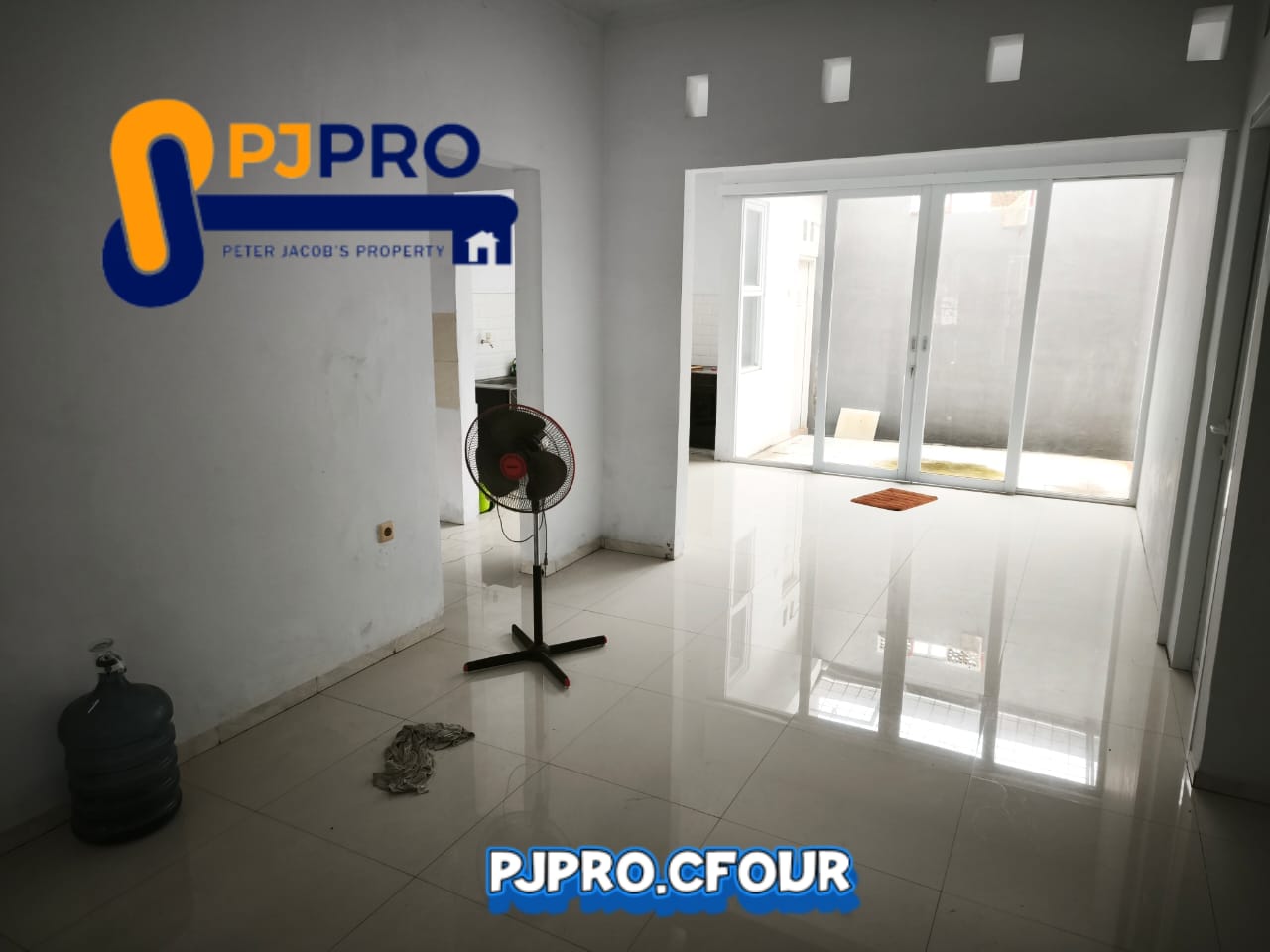 Dijual Rumah Terenovasi Area Bebas Banjir di Metland Menteng