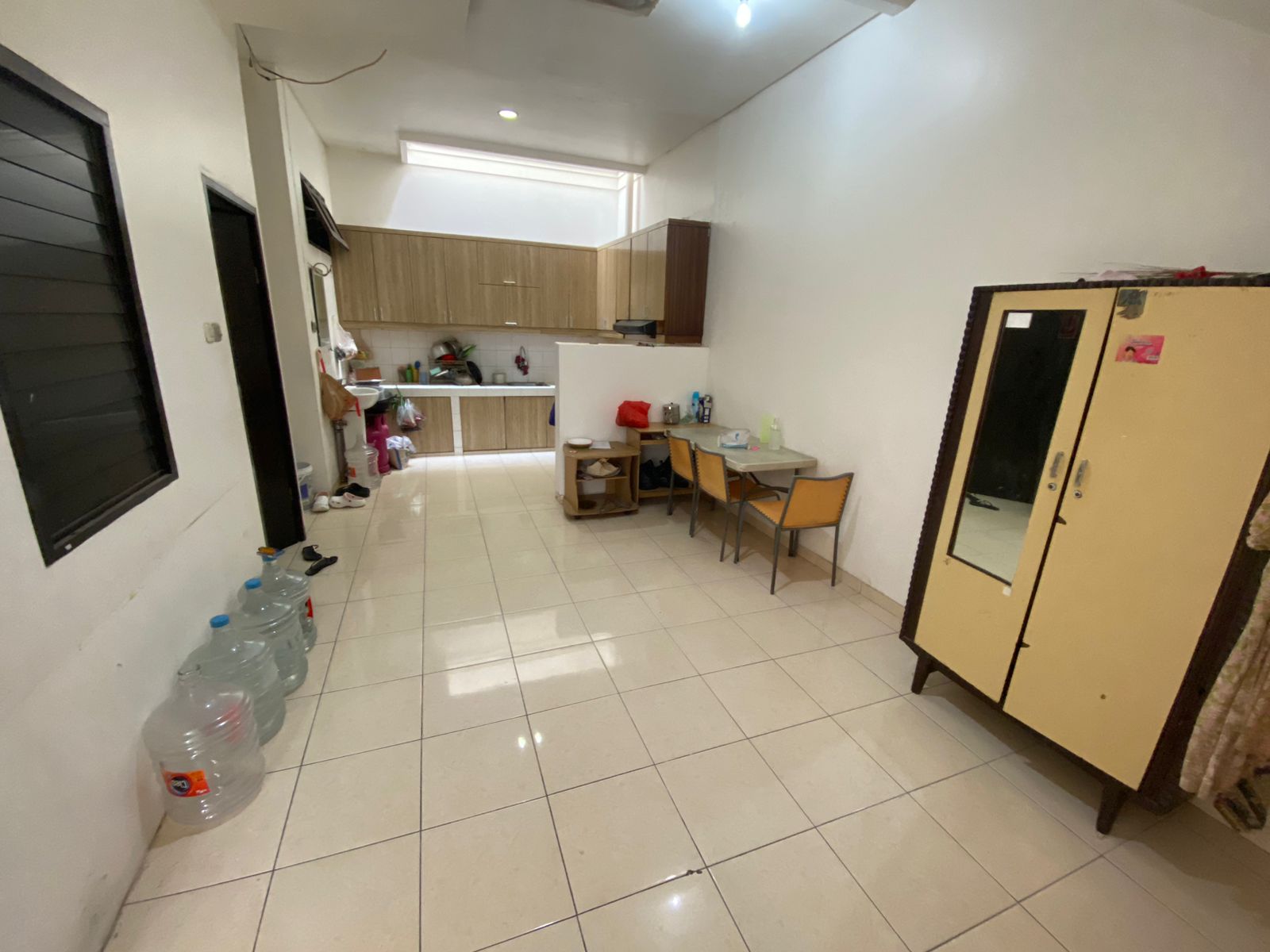 Dijual rumah di Taman ratu, Duri Kepa, Kebon Jeruk Jakarta Barat