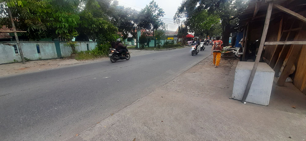 Tanah Utk Komersial Super Strategis di Jl. Cikutra Bandung