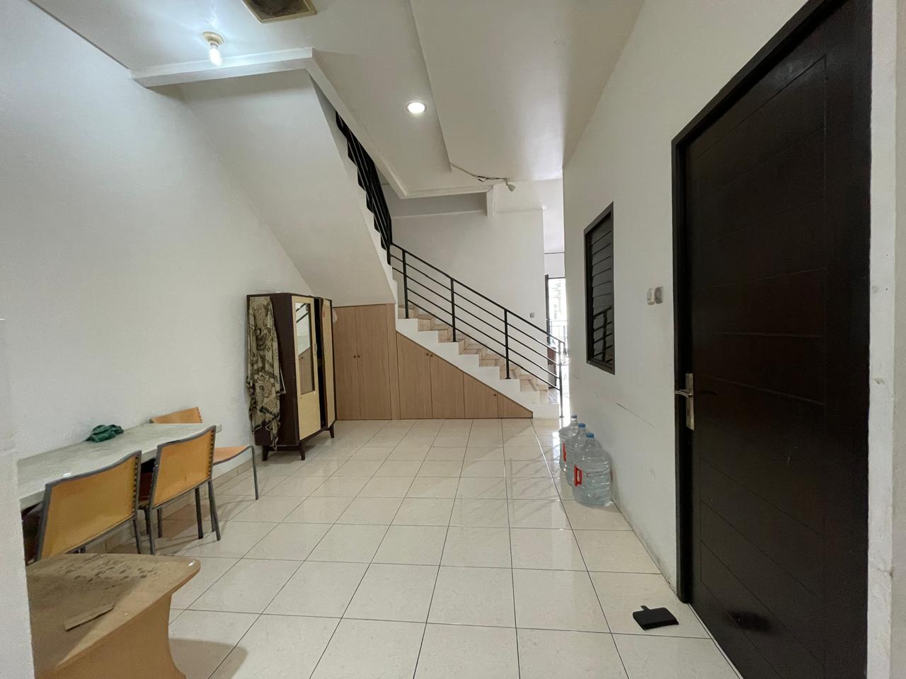 Dijual rumah di Taman ratu, Duri Kepa, Kebon Jeruk Jakarta Barat