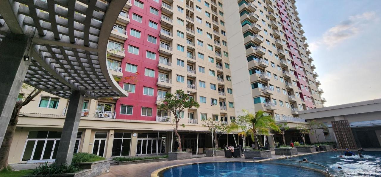 Jual cepat Apartemen Paragon Solo Full Furnish di pusat Kota Sol