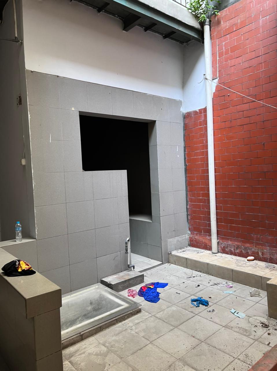 Dijual ruko gandeng area Pasar Baru, Sawah Besar, Jakarta Pusat