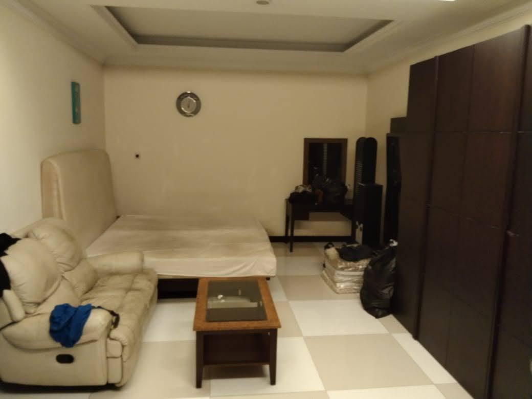 Dijual ruko gandeng area Pasar Baru, Sawah Besar, Jakarta Pusat