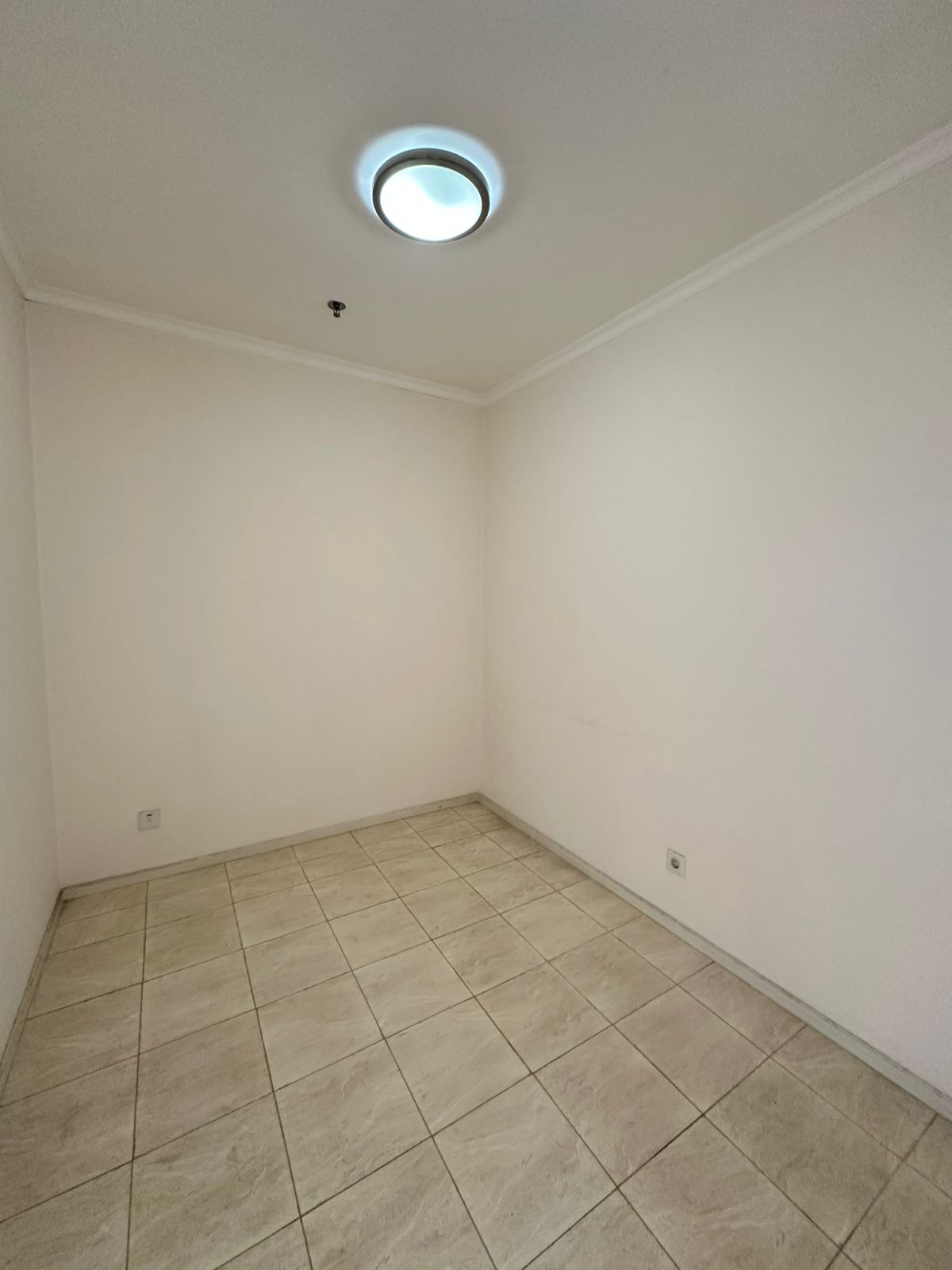 Dijual apartemen 2 plus 1 bedrooms Sudirman Fx