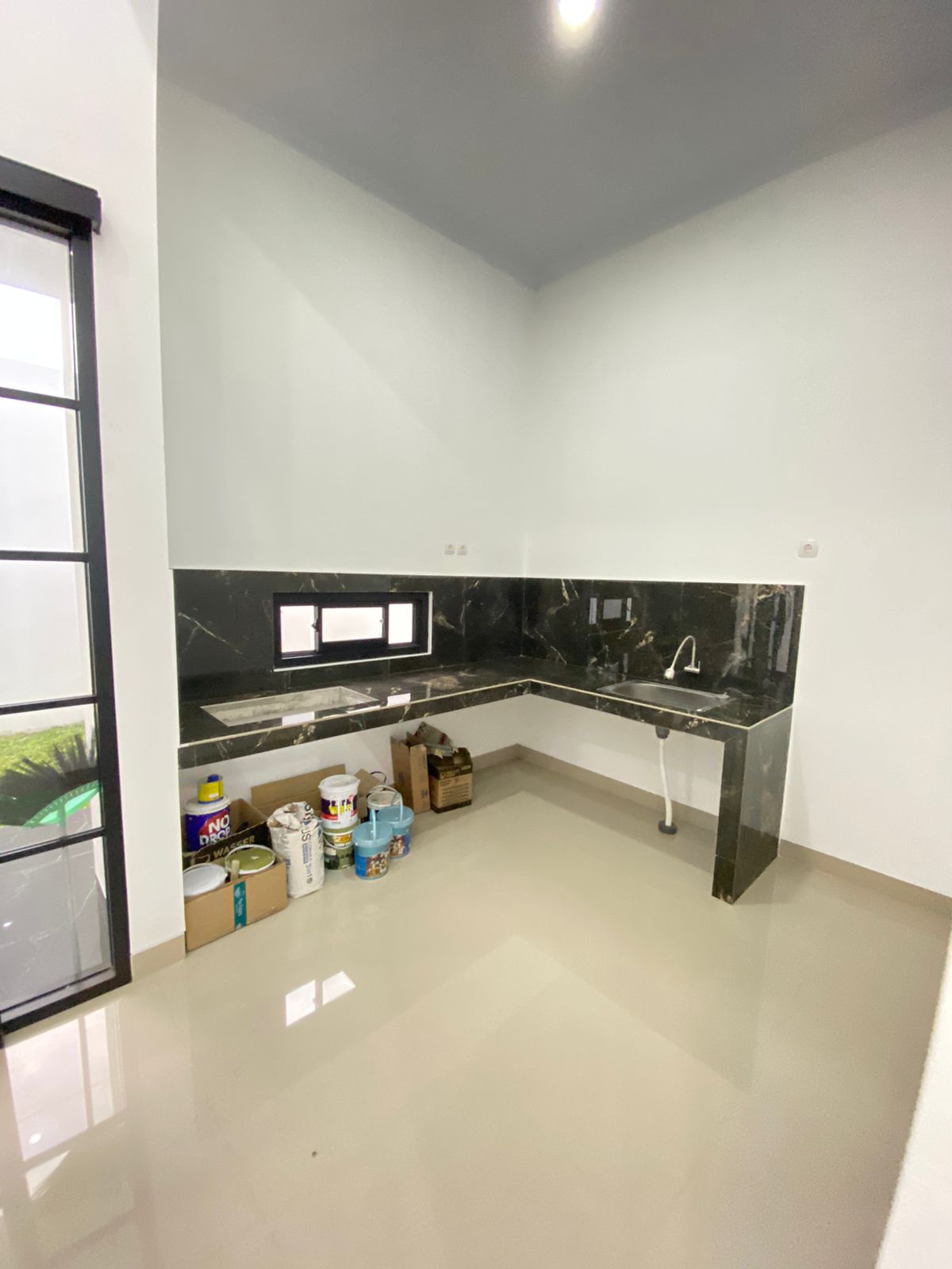 DIJUAL RUMAH SIAP HUNI KONSEP CLASSIC MODERN DI JAKAL KM 13