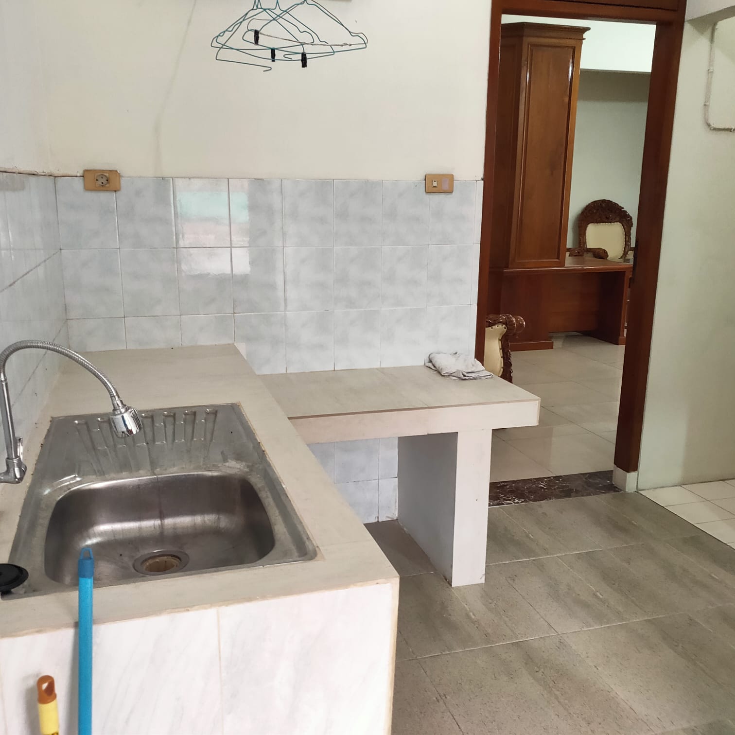 Disewakan rumah bisa untuk kantor di area Kayu Putih Pulo Gadung