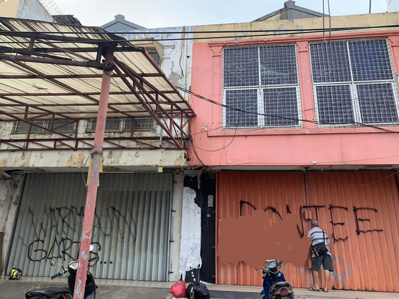 Dijual 2 ruko gandeng di area Pos Pengumben, Kelapa Dua