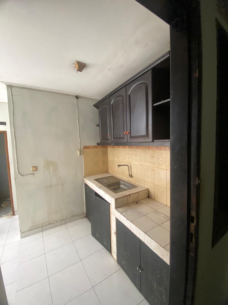 Rumah murah lokasi elit area dekat Batununggal