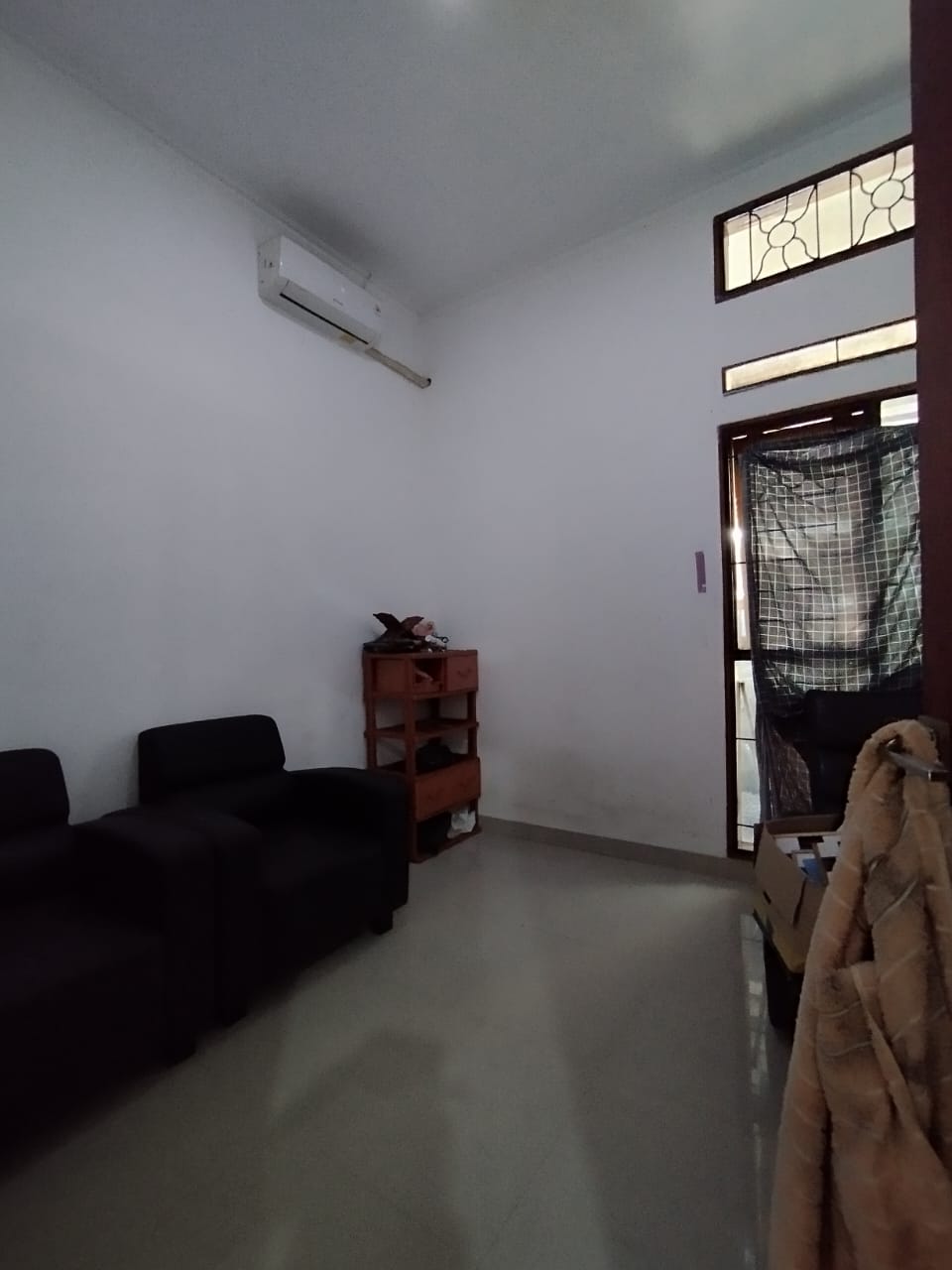 Rumah di Cisaranten Kulon – Nyaman dan Aman untuk Keluarga