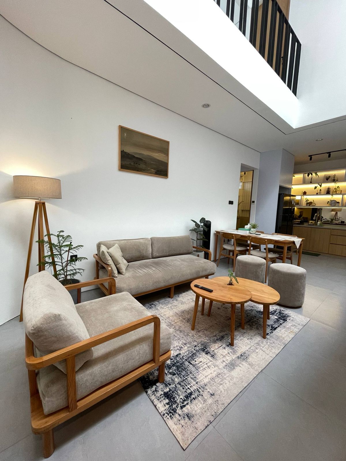 Rumah Mewah Semi Furnish dekat Pemda Sleman & SCH Mall