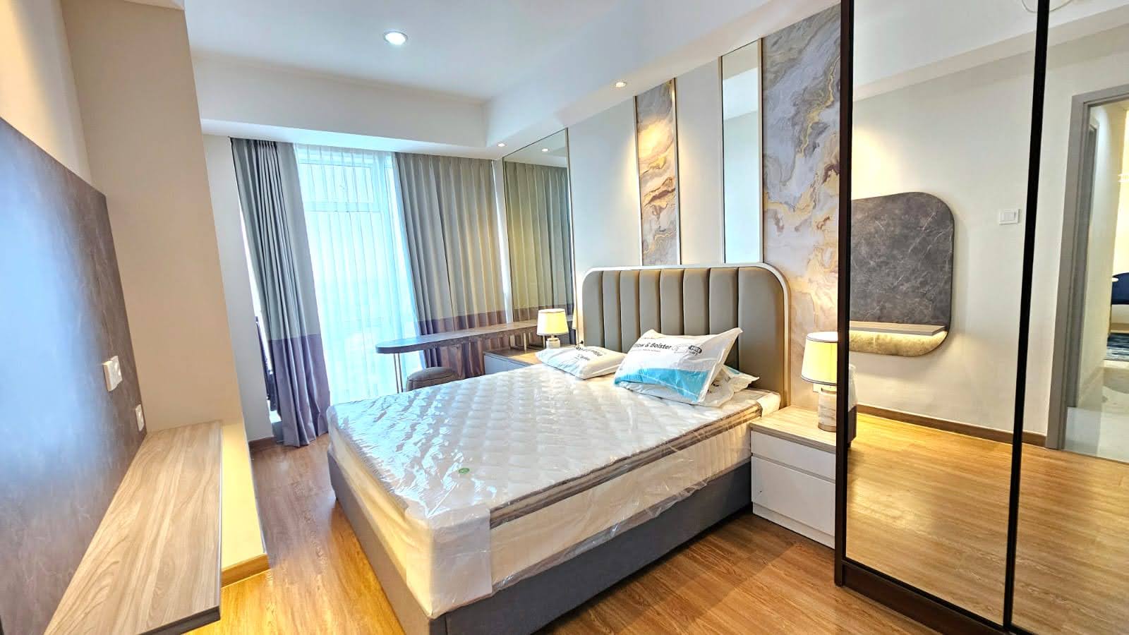 *Dijual Apartemen GRAND SUNGKONO LAGOON Tower Caspian Lantai 27
