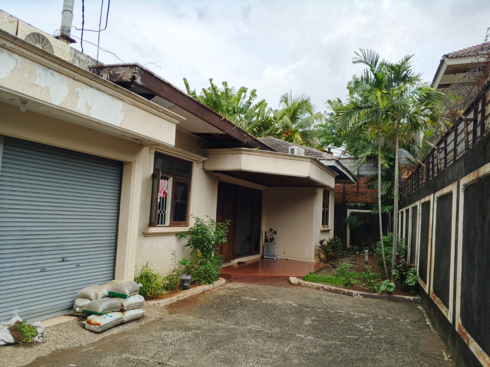 Dijual rumah butuh renov di Kemang Timur, Duren Tiga, Pancoran