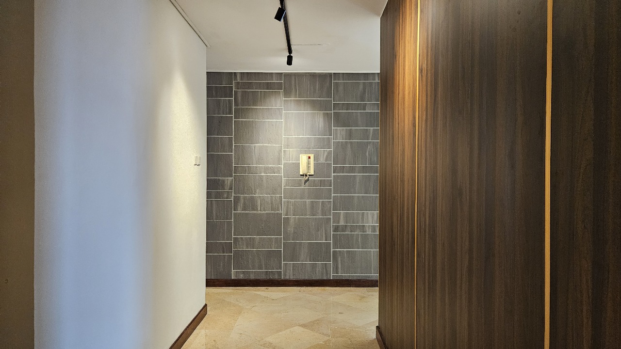 Dijual B U Apartemen Grand Tropic Tomang Grogol Petamburan Jakar