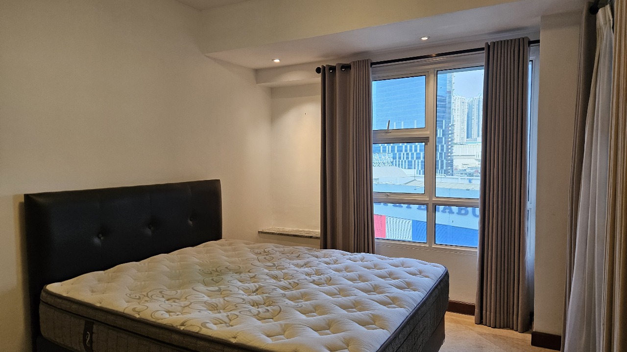 Dijual B U Apartemen Grand Tropic Tomang Grogol Petamburan